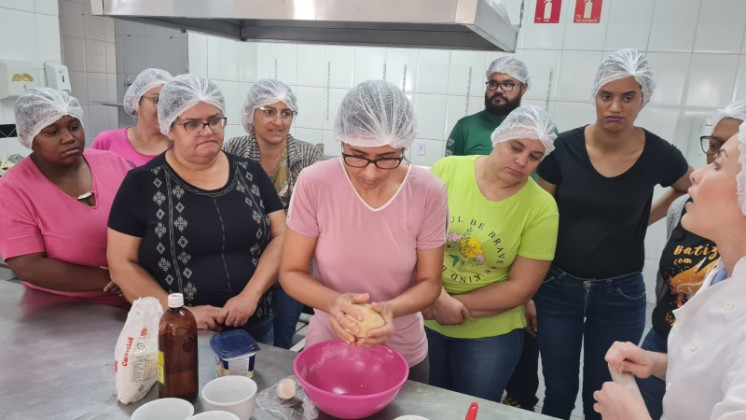 Cozinha Escola da Prefeitura promoverá curso gratuito de “Bolos Caseiros”