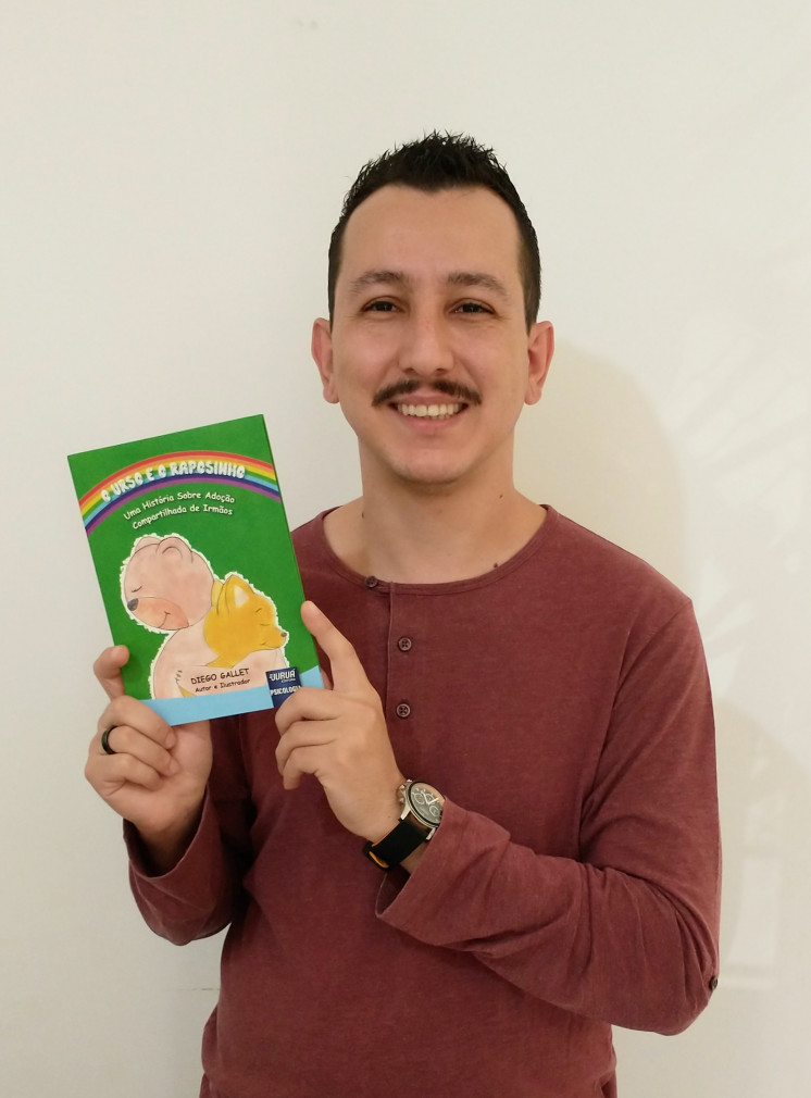 "Amor e Inclusão: Entrevista com Diego Gallet, Educador e Escritor de Livro sobre Família e Adoção"