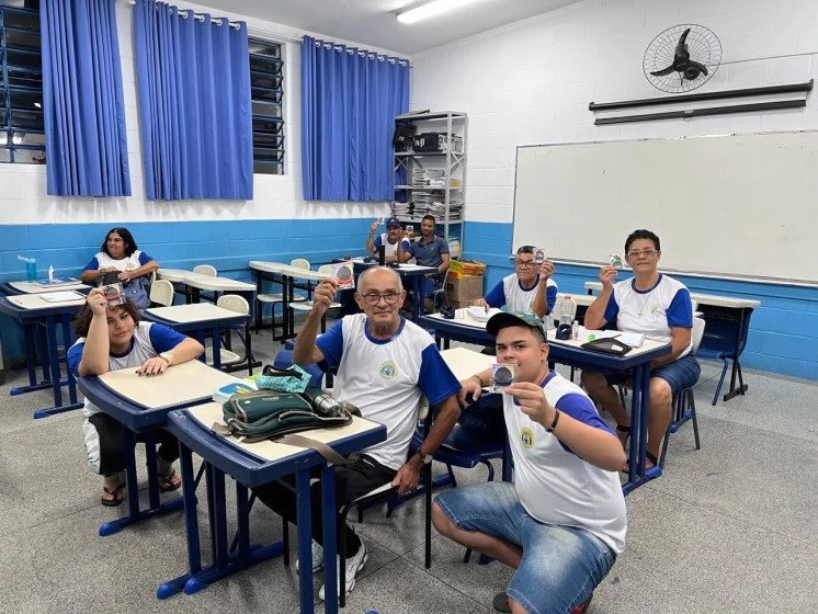 Hortolândia dispensará profissionais da Educação e estudantes da EJA nos dias de jogo do Brasil