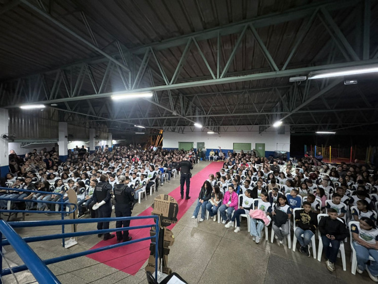 Começam cerimônias de formatura no projeto da Prefeitura de prevenção à violência nas escolas públicas