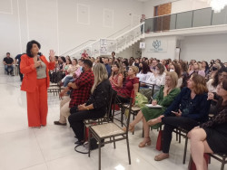 Aula magna sobre “A Educação e seus afetos” reúne cerca de 250 gestores da Educação em Hortolândia