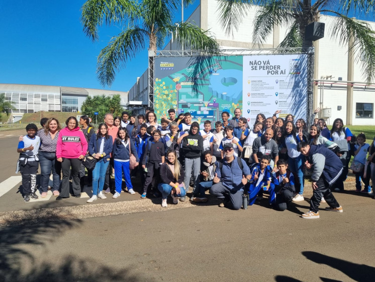 Estudantes da Emef Taquara Branca participam de evento científico