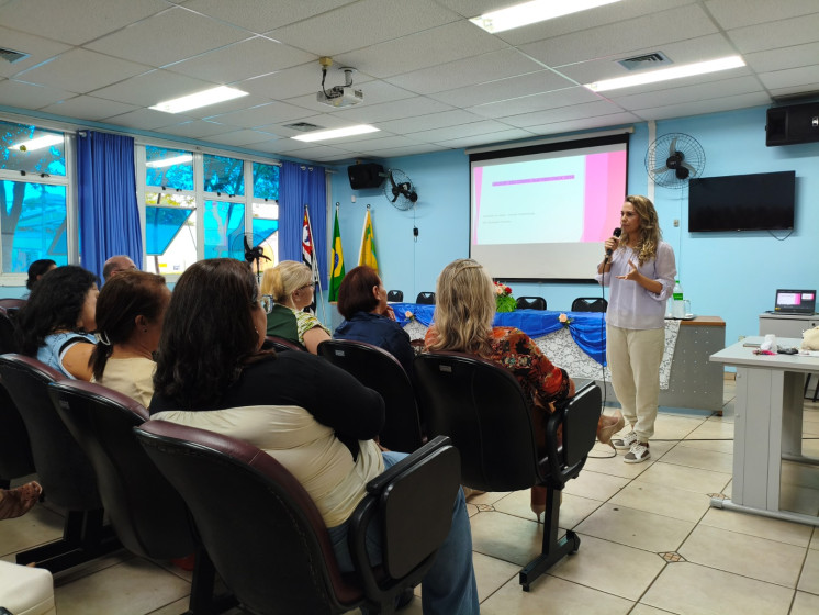 Hortolândia promove encontro de autocuidado e saúde para gestoras da rede municipal de ensino