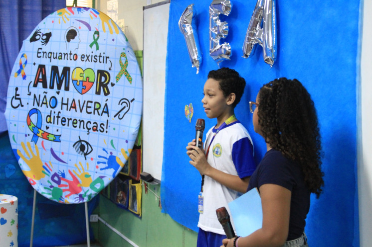 Estudantes da rede municipal de Hortolândia protagonizam seminário de conscientização sobre autismo
