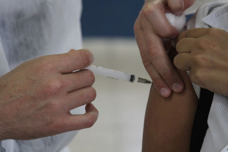 Hortolândia amplia vacinação contra a COVID-19 para profissionais da Educação de até 18 anos